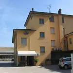 Elena